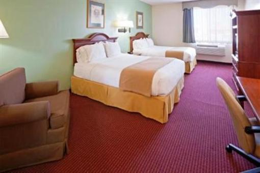 фото отеля Holiday Inn Express Brownwood