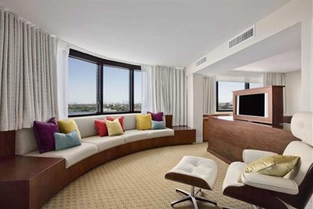 фото отеля Hilton Miami Airport & Towers