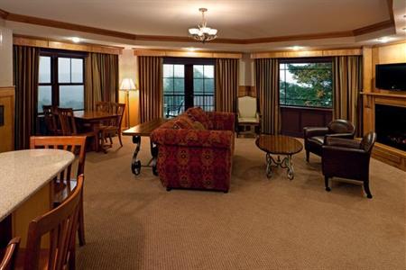 фото отеля Crowne Plaza Resort & Golf Club Lake Placid