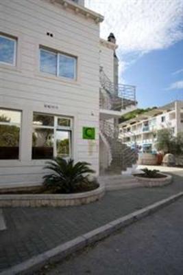 фото отеля Cocoon Hostel