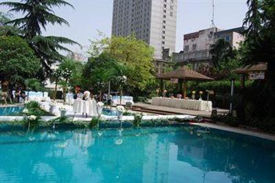 фото отеля Sichuan Minshan Anyi Hotel