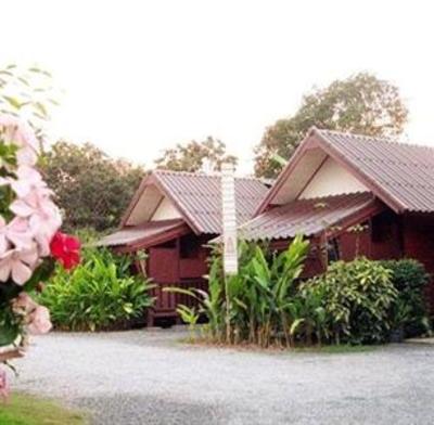 фото отеля Ruen Mai Ngam Resort