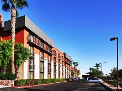 фото отеля Holiday Inn & Suites Phoenix Airport North