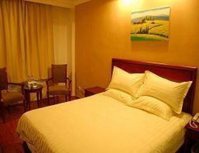 фото отеля Green Tree Inn (Wuhan Taibei Road)