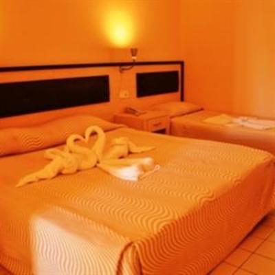 фото отеля Malama Beach Hotel