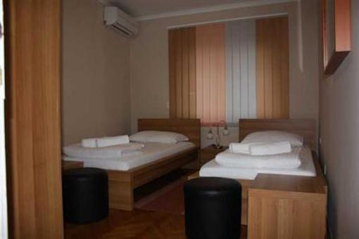 фото отеля Hostel Elena