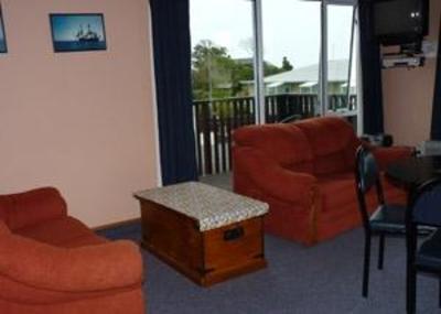 фото отеля Nugget View & Kaka Point Motels