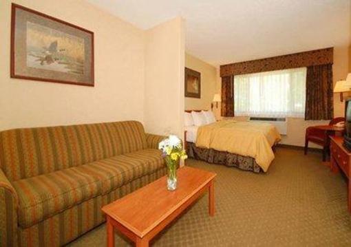 фото отеля Comfort Suites Hayward (Wisconsin)