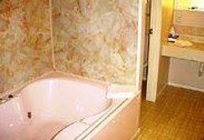 фото отеля Cranford Court Motel