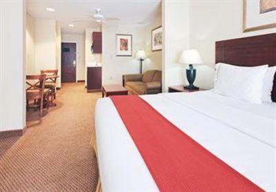 фото отеля Holiday Inn Express Hotel & Suites Canton