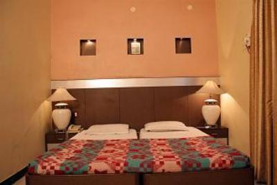 фото отеля Raj Residency Hotel Chennai