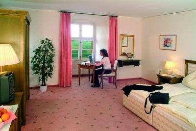 фото отеля Artis Hotel Schloss Krumbach