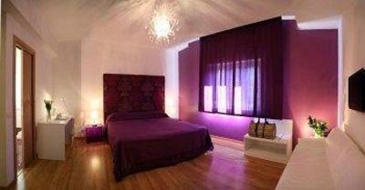 фото отеля Emily Suites