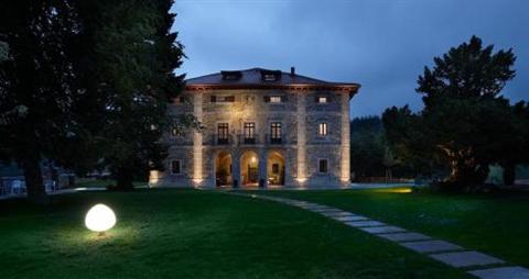 фото отеля Iriarte Jauregia Hotel ****