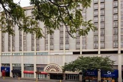 фото отеля Crowne Plaza Hotel Hamilton