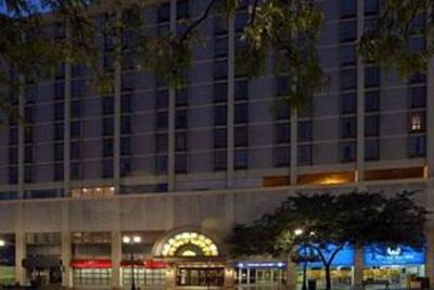 фото отеля Crowne Plaza Hotel Hamilton