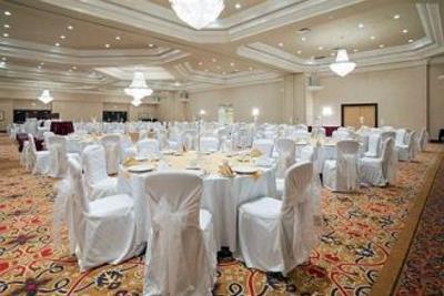 фото отеля Crowne Plaza Hotel Hamilton