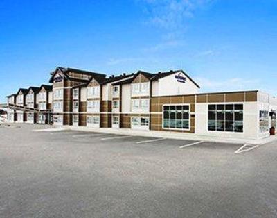 фото отеля Microtel Inn And Suites Timmins ON
