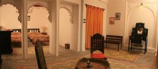 фото отеля Deogarh Khayyam