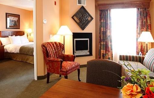 фото отеля Grandstay Residential Suites Hotel - Sheboygan