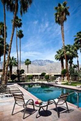 фото отеля Desert Isle of Palm Springs