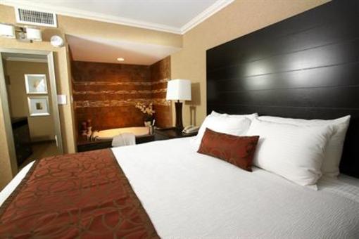 фото отеля Best Western Plus InnSuites Yuma Mall Hotel & Suites