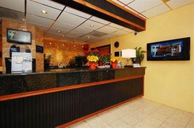 фото отеля Best Western Plus InnSuites Yuma Mall Hotel & Suites