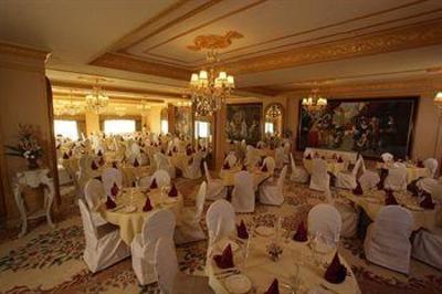 фото отеля Imperial Palace Hotel Mumbai