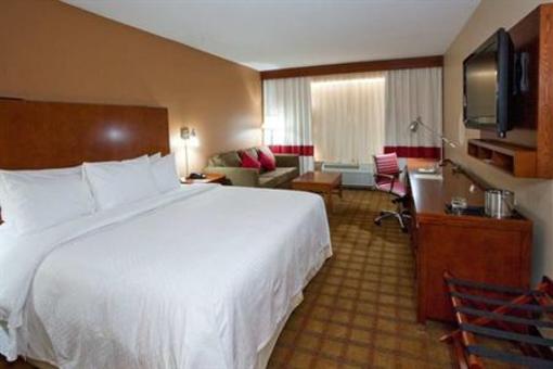 фото отеля DoubleTree by Hilton Raleigh-Cary