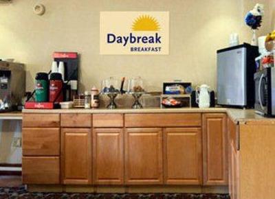фото отеля Days Inn Auburn Finger Lakes Region