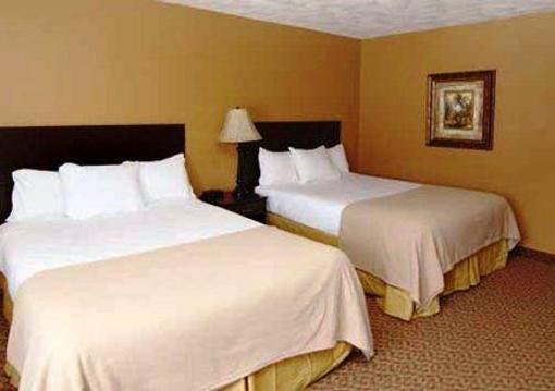 фото отеля Econo Lodge Inn & Suites Wetmore