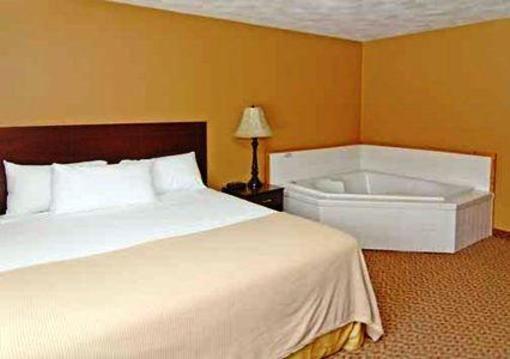 фото отеля Econo Lodge Inn & Suites Wetmore