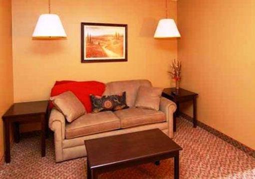 фото отеля Econo Lodge Inn & Suites Wetmore