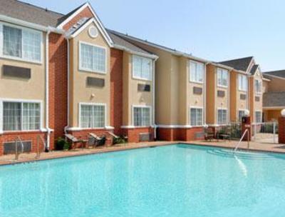 фото отеля Microtel Inn & Suites by Wyndham Euless DFW Airport