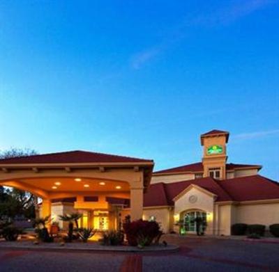 фото отеля La Quinta Inn & Suites Phoenix Chandler
