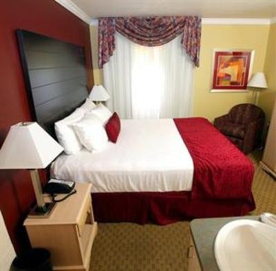 фото отеля Best Western Plus InnSuites Tucson Foothills Hotel & Suites