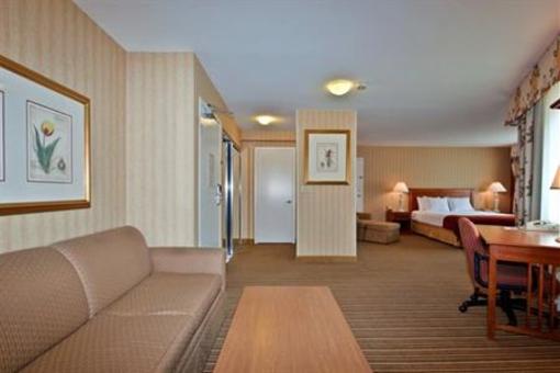 фото отеля Holiday Inn Express San Luis Obispo