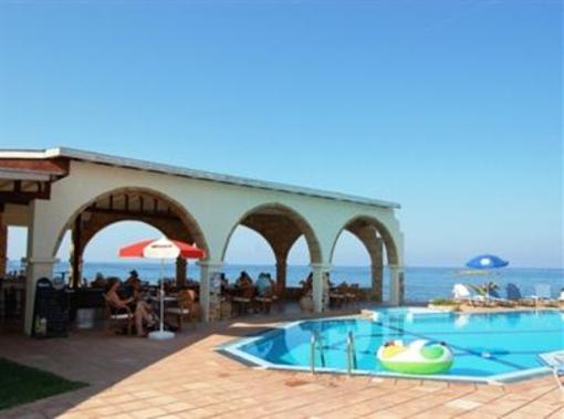 фото отеля Pyrgos Beach Hotel