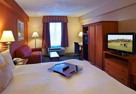 фото отеля Hampton Inn Harrisburg West