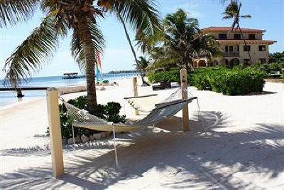 фото отеля Coco Beach Resort San Pedro