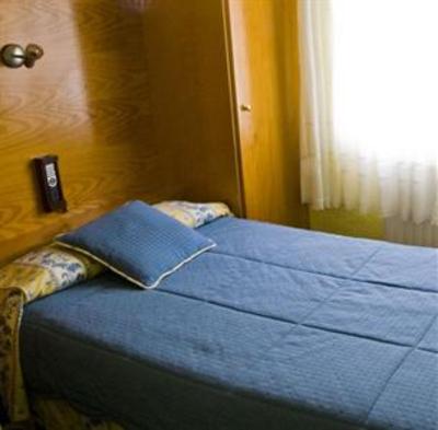 фото отеля Hostal Puente Azud