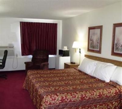 фото отеля Americas Best Value Inn & Suites Harrisonville