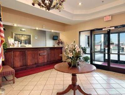 фото отеля Ramada Limited Locust Grove