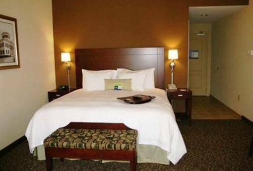 фото отеля Hampton Inn & Suites West Point