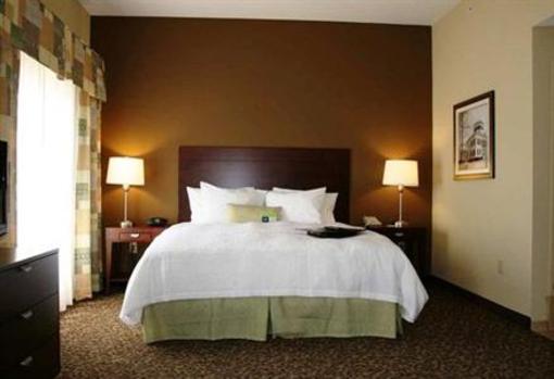 фото отеля Hampton Inn & Suites West Point