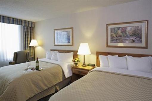 фото отеля Holiday Inn Hurstbourne East Louisville (Kentucky)