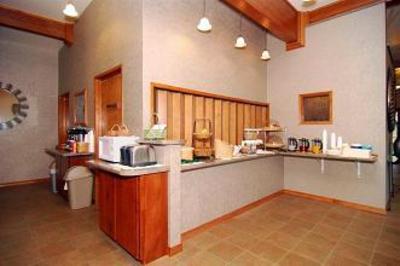 фото отеля BEST WESTERN Holiday Motel