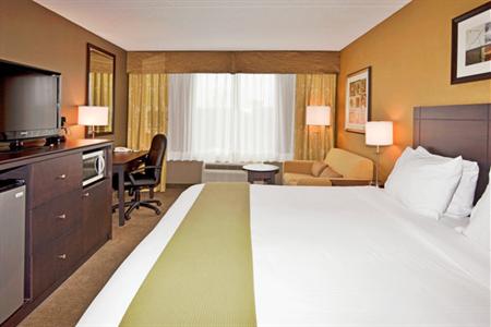 фото отеля Holiday Inn Express Hotel & Suites Kingston