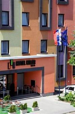 фото отеля Hotel Color Bratislava