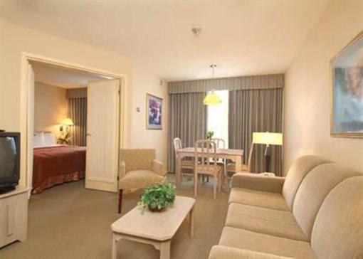 фото отеля Ramada Inn Saint Thomas